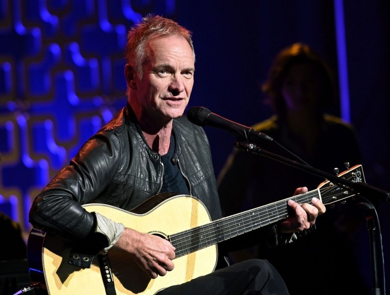 Гордън Съмнър днес има юбилей става на 70 години