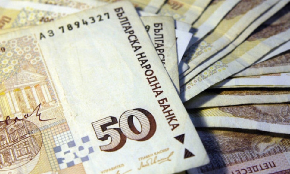 Отрицателните лихви по депозити за физически лица вече са факт