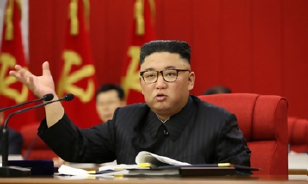 Личността на ръководителя на севернокорейския режим Ким Чен ун винаги е