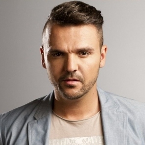 Любимецът на българската поп аудитория Владимир Ампов Графа ще заснеме първия