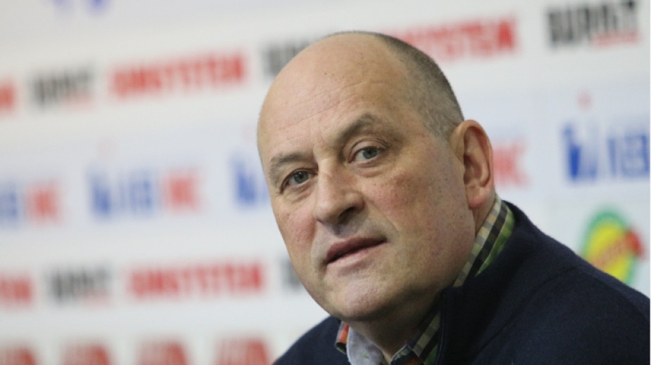 Росен Барчовски вече не изпълнява длъжността заместник министър на спорта Той е