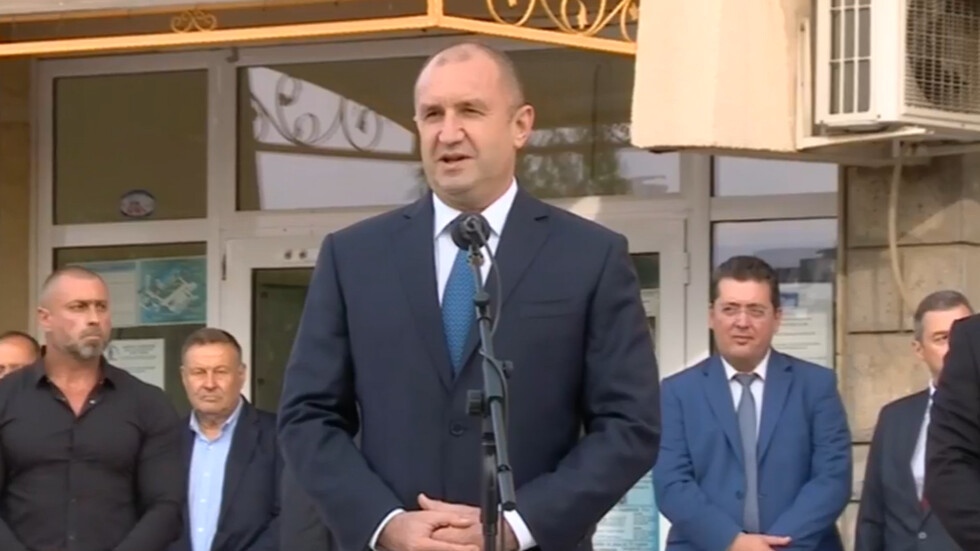 Президентската кампания изведнъж се оказа заредена с напрежение заради новите