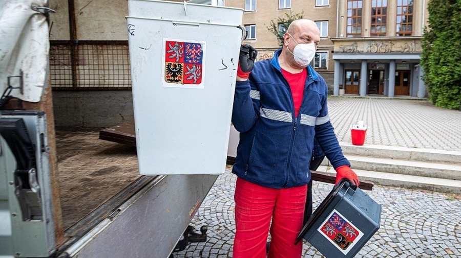 Чехите избират нов парламент