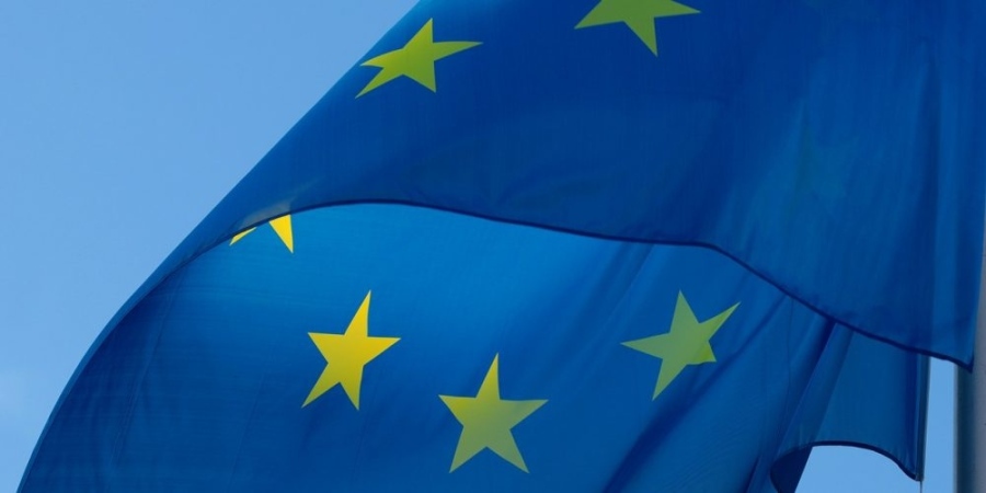 ЕС забранява широко използван оцветител в храни