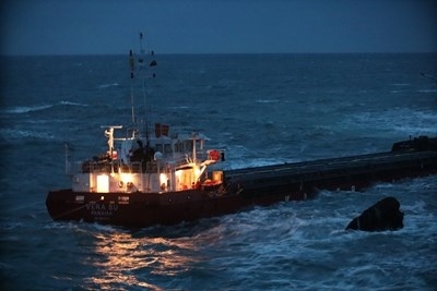 Корабът Вера Су потъва