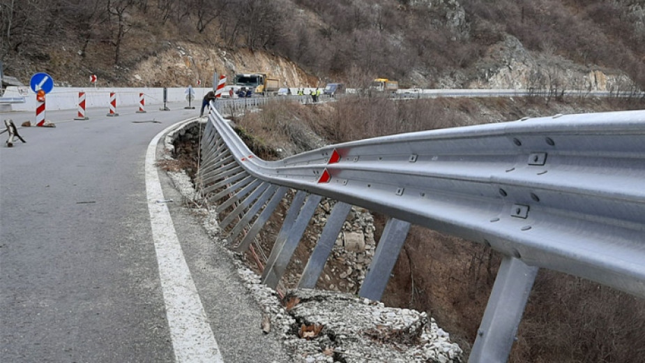 Липсва ясна визия за развитието на пътния сектор както и