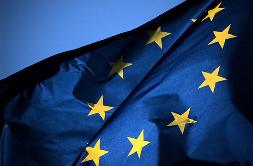 ЕС продаде първите си зелени облигации съобщи Блумбърг Идеята е да