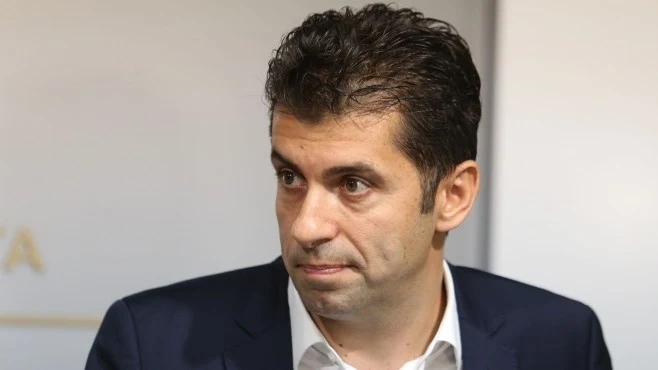 Прокуратурата проверява Кирил Петков заради гражданството му