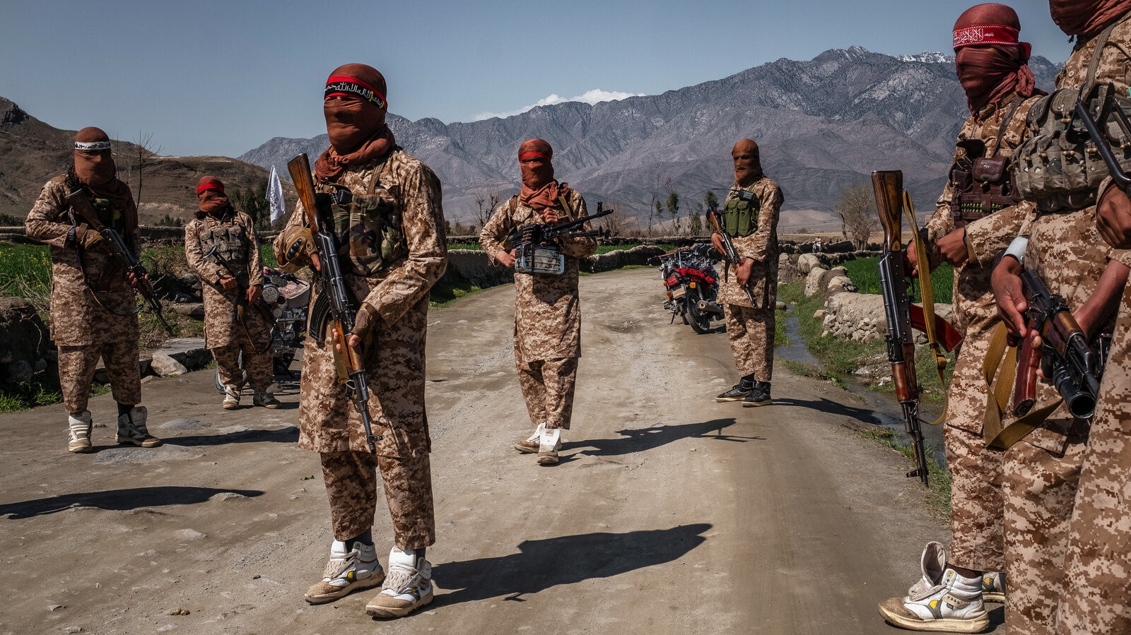 Новото талибанско правителство на Афганистан предупреди, че ако санкциите срещу