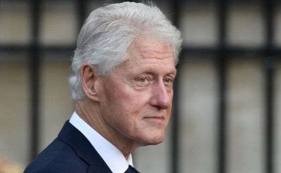 Бившият президент на САЩ Бил Клинтън ще остане в болницата