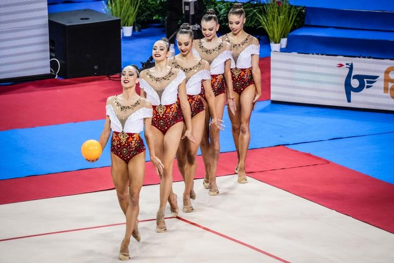 Българският ансамбъл в състав Симона Дянкова Мадлен Радуканова Лаура Траатс