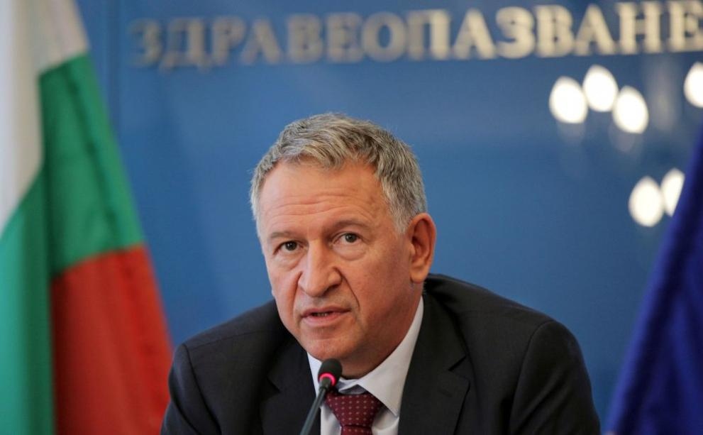 Обсъжда се лекарите в болниците да упражняват професията си само