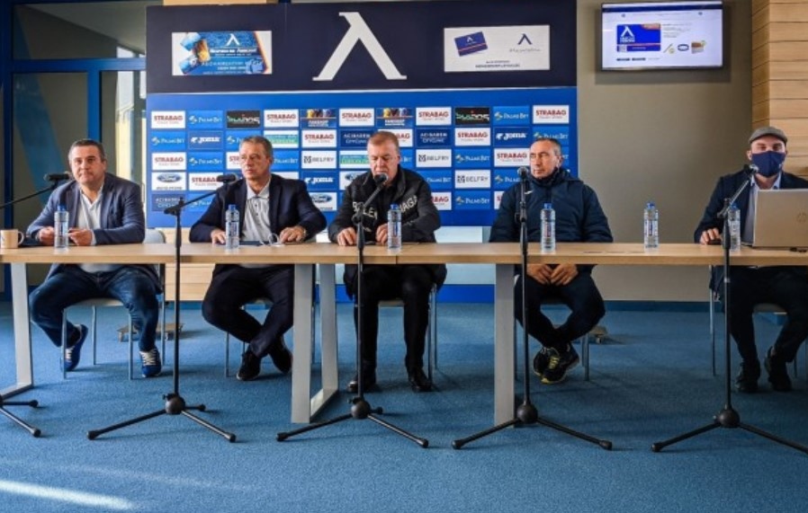 В Левски се надява с помощта на феновете и подновяването