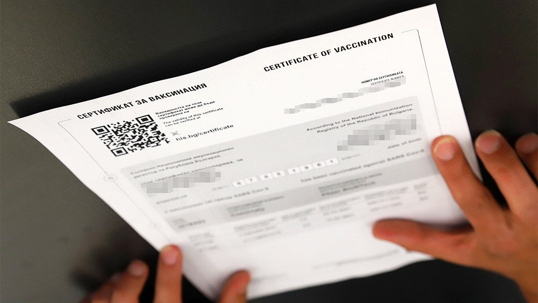 Издaвaнeтo нa фaлшиви ceртификaти e възмутитeлнo и трябвa дa имa