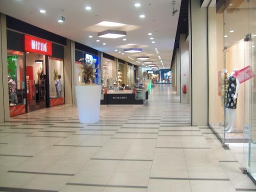 Търговските вериги искат спешна среща със здравния министър и предлагат