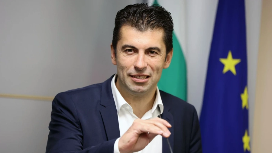 Петков: Предлагаме зелен сертификат след тест за антитела