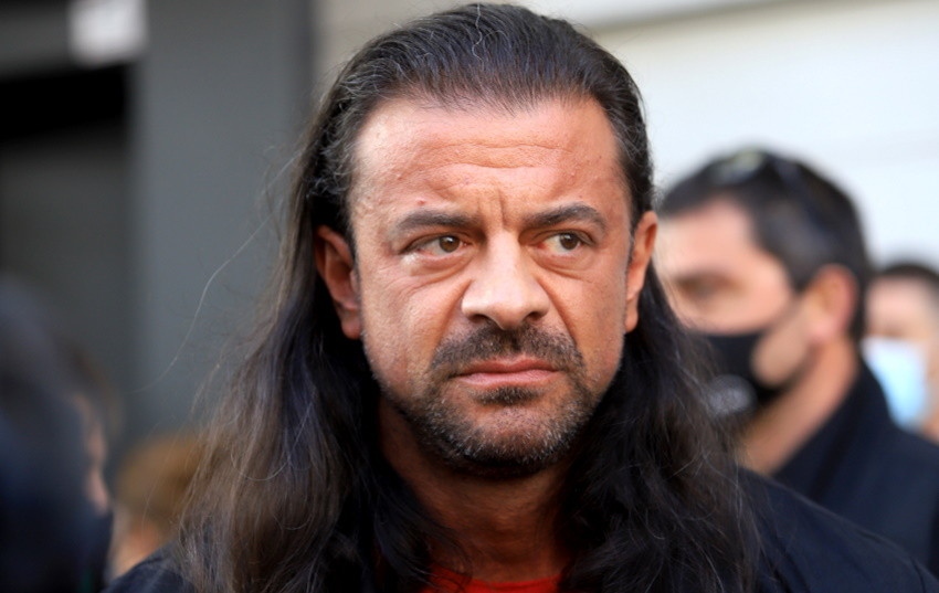 Каква е разликата между моят сервитьор и държавен служител където