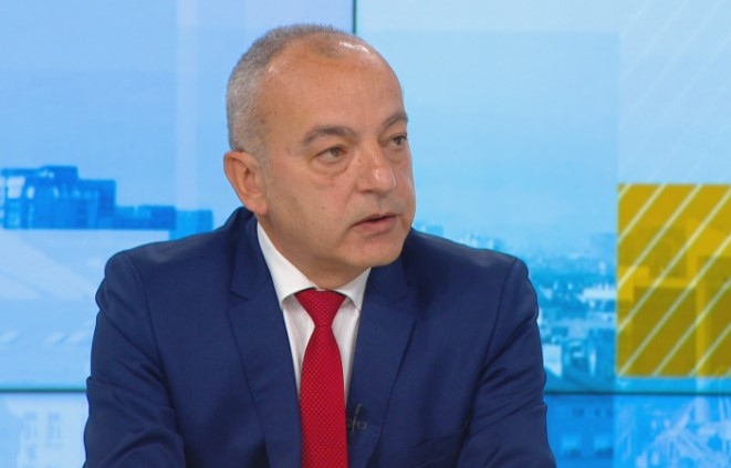 Зеленият сертификат не нарушава трудовите права на хората заяви в