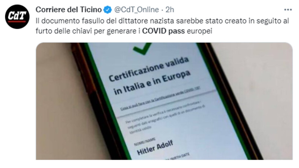 Два зелени паспорта на името на Адолф Хитлер 1899