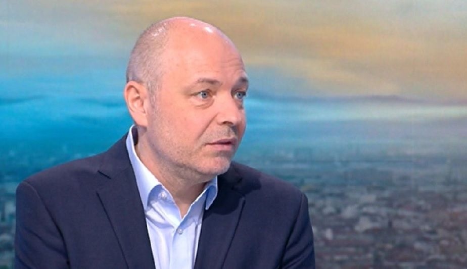 Учудвам се на тази антиваксърска вълна която заля българите Това