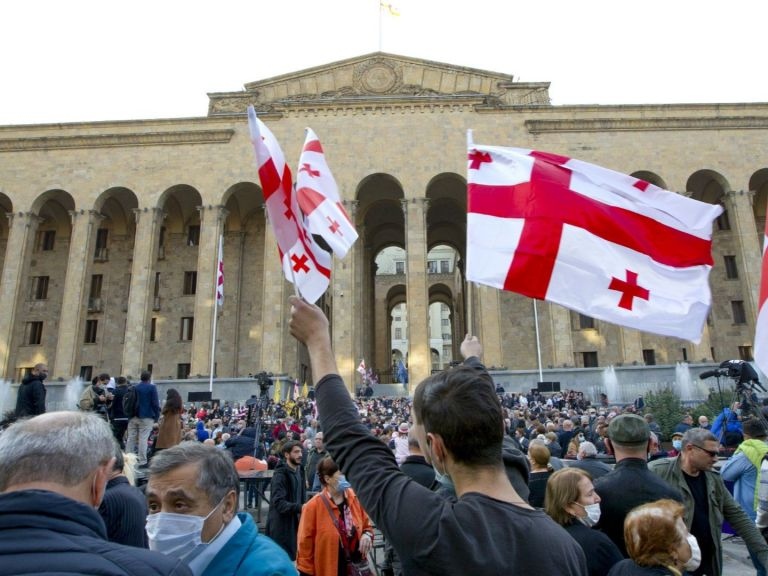 Управляващата партия в Грузия обяви победа на втория тур от