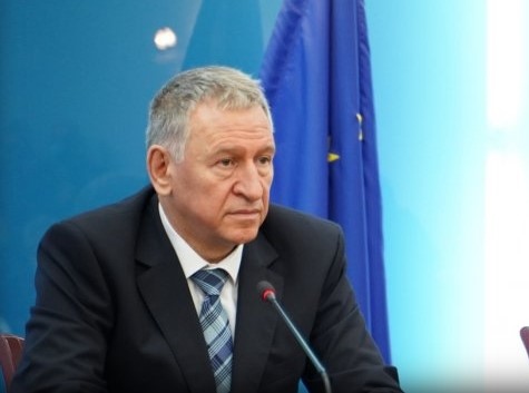 Министърът на здравеопазването Стойчо Кацаров заедно с представители на национално