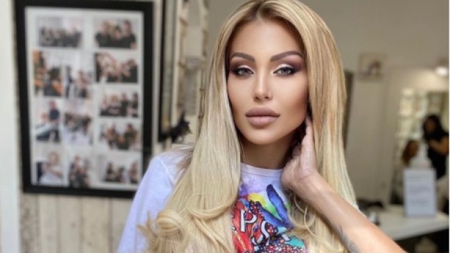 Джулиана Гани удари рекорд като регистрира 2 развода за две