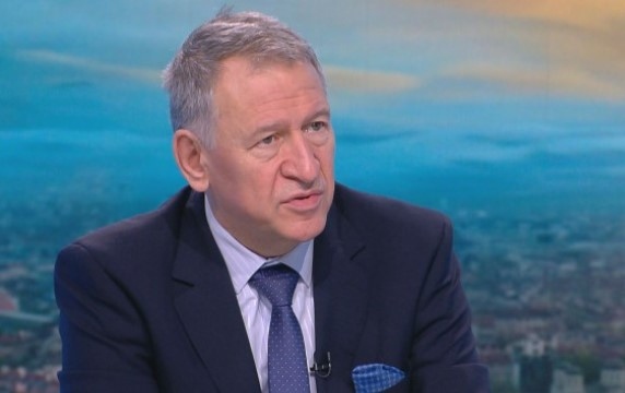 Настоящите мерки срещу разпространението на коронавируса работят и не се