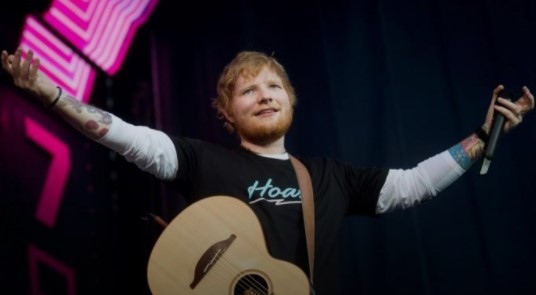 Пети албум на Ед Шийрън Equals оглави британската класация