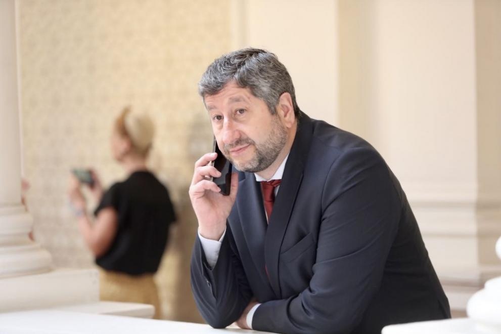 Борисов престани да лъжеш и да измисляш истории за нарушения