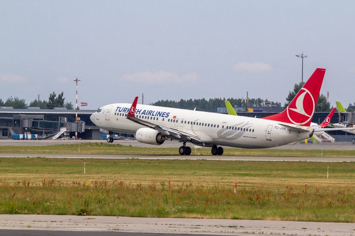 Авиокомпания Turkish Airlines може да получат забрана да оперират в