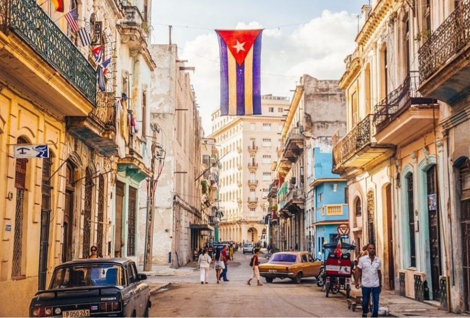 Куба обмисля да съди Фейсбук Външният министър на комунистическия остров