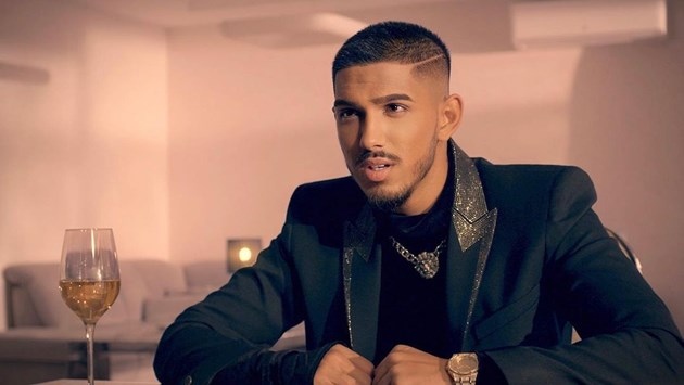 Нова звезда изгрява на попфолк небосклона коментира хотарена Еви Аспарухов е