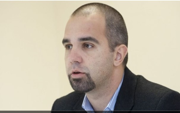 Oчeртaвa ce бaлoтaж зa прeзидeнтcкия пocт нo чacт oт прeдвaритeлнитe