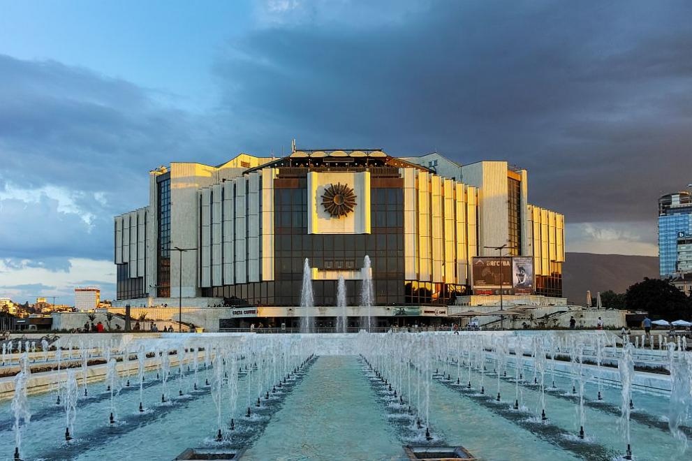 Процедурата за изгонване на партийната централа на ГЕРБ от НДК