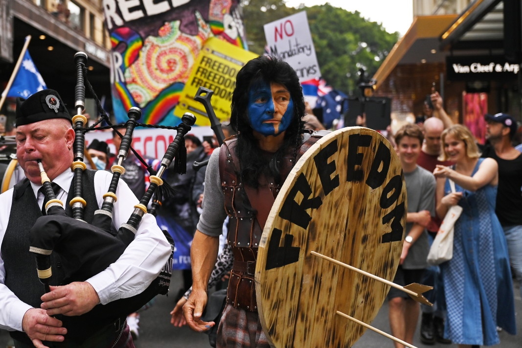 Няколко хиляди австралийци излязоха на протест срещу Covid ваксинацията докато