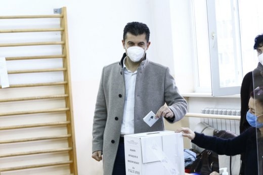 Най важното е бъдещият президент да слага България над всичко Това