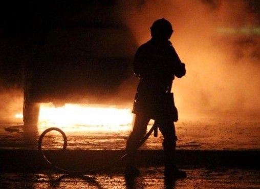 Шестима души загинаха при пожар в дома за възрастни хора