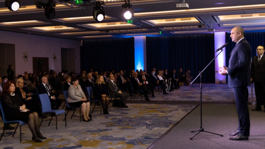 Президентът Румен Радев призова туристическия бранш да се включи по активно