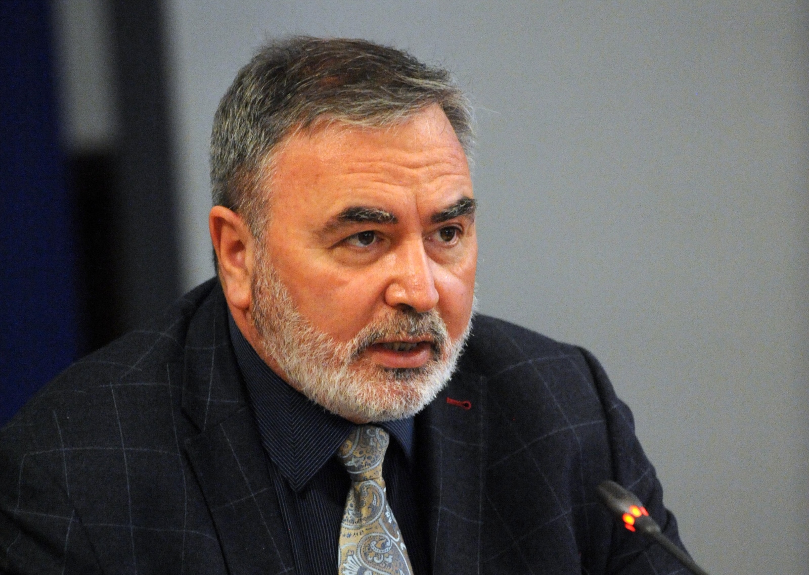 Главният държавен здравен инспектор доц Ангел Кунчев се връща на