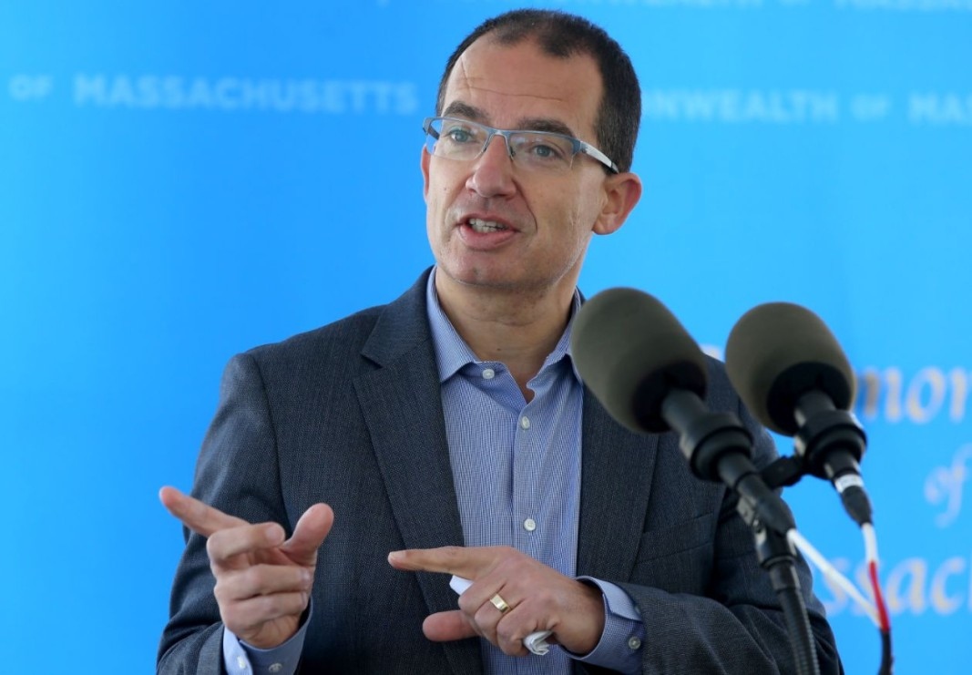 Съществуващите ваксини срещу COVID 19 ще бъдат по малко ефикасни срещу варианта