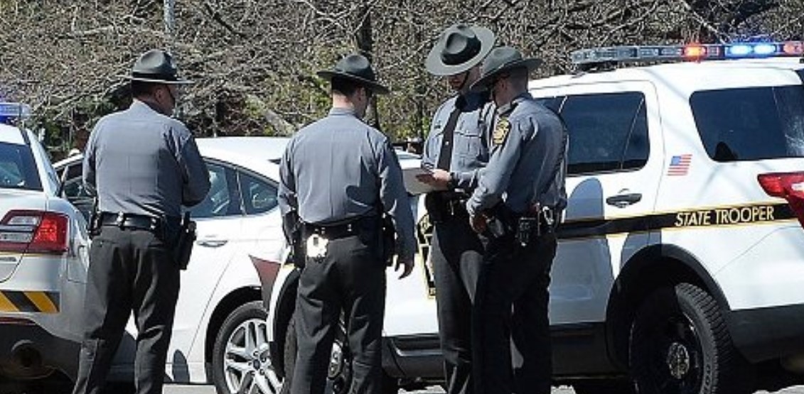 При стрелба в покрайнините на Атланта щата Джорджия са убити