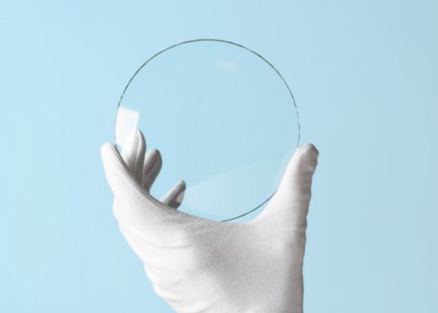 Учени от университета на Кембридж Великобритания са разработили меко стъкло