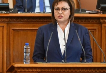 Челният сблъсък между Корнелия Нинова се очертава да бъде в