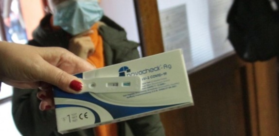 С последните доставки от снощи и днес тестове вече са