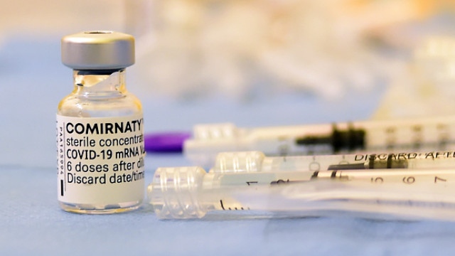Компаниите Pfizer и BioNTech обявиха в сряда че тяхната ваксина