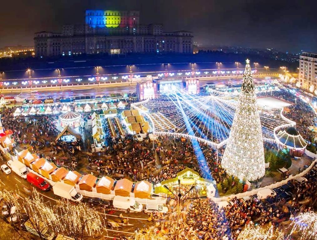 В навечерието на Коледа София изглежда като декор за филм