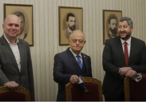 След като новото Народно събрание се изгаври с целият български