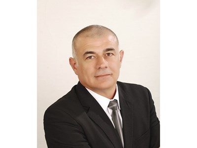 Ако парламентът гласува новото правителство на извънредно заседание в понеделник