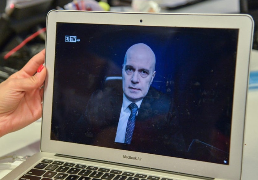 идерът на Има такъв народ Слави Трифонов препоръча на министрите